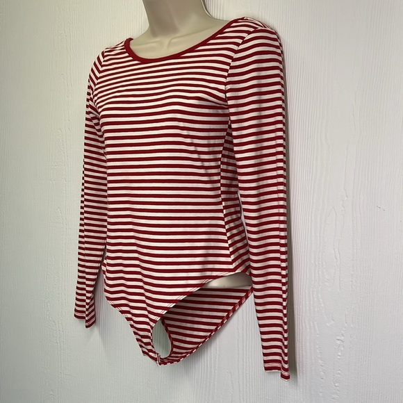H&M - Red And White Stripe Low Criss Cross Back Long Sleeve Bodysuit Size Small - Picture 5 of 10